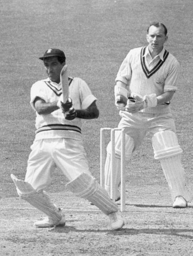 Old 1952 cricket photo indian - old,